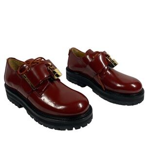 Busceni Red Black Leather Oxfords  Sise 37